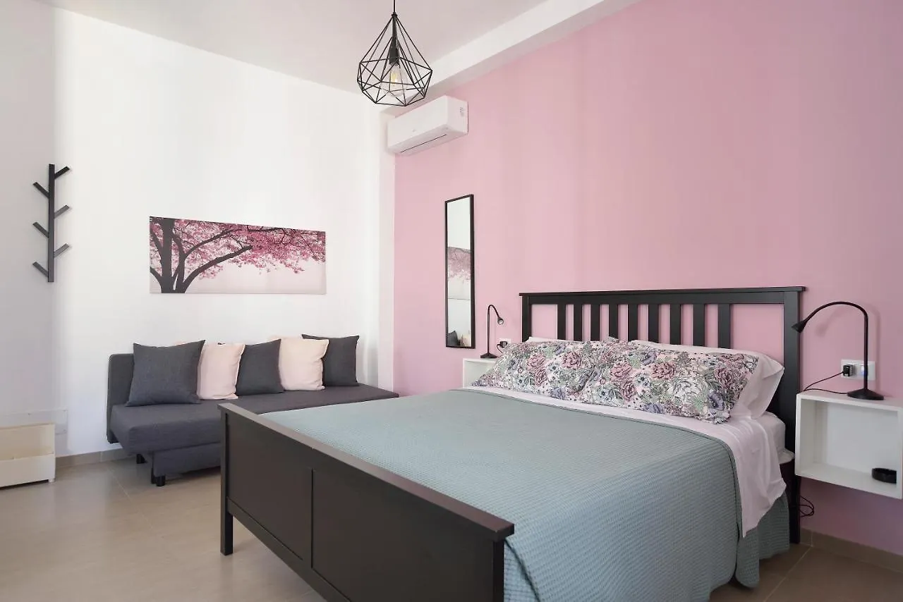 Family Room Scicli 0*,  Italy
